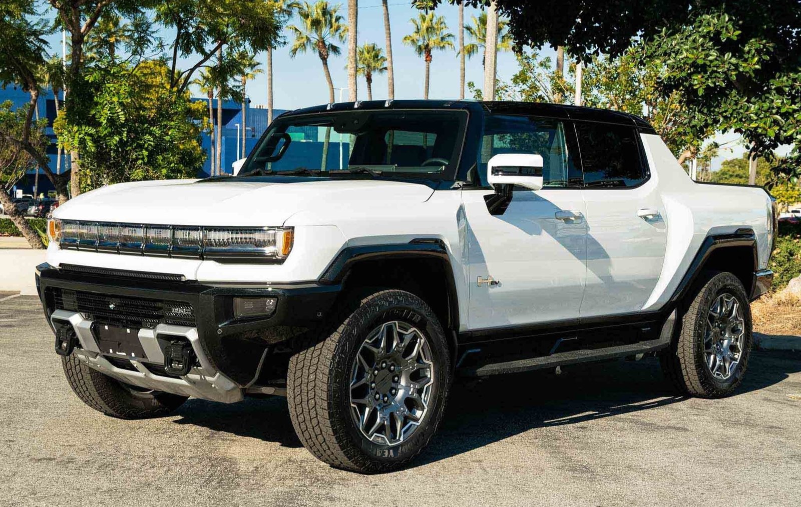 2024 GMC Hummer EV